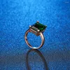 Cluster-Ringe Luxus Smaragd Edelsteine Ring für Frauen Grüner Kristall Schmuck Roségold Farbe Zubehör Verlobung Geburtstag Weihnachtsgeschenk