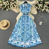 Vestidos Casuais Básicos Moda Verão Passarela Vestido Maxi Feminino Sem Manga Babado Cinto Único Seios Estampado Flor Azul Vestidos de Festa Linha A 2023