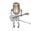 Lampes de table lampe de bureau veilleuse USB charge ornement Vintage Microphone Robot avec guitare Figurines en métal décoration intérieure de la maison