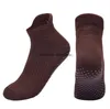 Automne femmes hommes Yoga chaussettes anti-dérapant Grip Pilates Sox adulte intérieur maison anti-dérapant chaussette de sol pantoufle filles Gym Fitness danse ballet coton serviette bas Massage des pieds