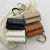 Evening Bags Trendy Bag Women's 2023 Korean Versatile Small Square Simple Box Pleated Embroidered Thread Chain Crossbody 230721