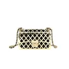 Sac de designer 2024 Nouveau Metal Hollow personnalisé Crossbody's Crossbody Small