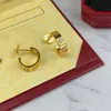 Love Biżuteria Dostosowywanie Luksusowa moda Huggie 2023 Nowe oficjalne reprodukcje projektant marki 18K Brass Gold Plated 925 Silver N251D