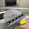 2023 Chapéu de luxo Conjunto de lenços de chapéu Hat homem Mulheres inverno 2 peças Caps Caps Shawl Designer Chapé