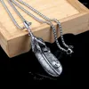 Pendant Necklaces Eagle Claw Feather Stainless Steel Vintage For Men Exquisite Old Silver Color Punk Necklace Jewelry Accessories LN3020