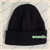 Kadın Moda Lüks Tasarımcıları Beanie Hat Beanies Klasik Kapaklar Şapkalar Mens Kış Sıcak Kapak Erkekler Timsah Nakış Sonbahar Casquette269y