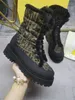 Коленные ботинки Женщины Soft Down Down Designer обувь средней каблуки водонепроницаемые нейлоновые верхние зимние ботинки большой размер 0722