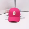 Ball Caps Projektant mody Menshat Womens Baseball Cap Celins S Letter Summer Snapback Sunshade Sport Hafdery Beach Hat 562