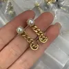 Créateur de luxe perle cristal boucles d'oreilles or charme oreille goujons pour femme diamant boucle d'oreille en laiton mode bijoux approvisionnement noël fête d'anniversaire cadeau CGE8