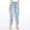Kvinnors jeans Ferzige Luxury broderi Flower Korean Harem Pants Kvinnlig hög midja Casual Women Blue Plus Size 36