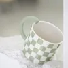 Tasses tasse en céramique Style coréen damier poignée créative café tasse à thé. eau lait jus boisson ménage ustensiles à boire