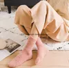 Femmes vison cachemire chaussettes chaudes floues éponge chaussettes chaudes cadeau de noël mignon solide fille doux serviette bas maison chaussette de sol