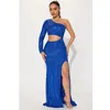 Casual Dresses GPBD 2023 Women Sexig street stil lång klänning ärmlös en axel ren färg lady golvlängd