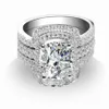 Wspaniałe pierścienie cięte poduszki 925 Srebrne pierścienie Białe złoto kolor 2ct syntetyczne pierścienie diamentów