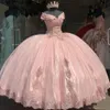 2021 Pink Quinceanera Dresses Ball Gown Puffy Tulle Off Shoulder Cap Sleeves Lace Appliques Beads Sweet 16 Party Prom Dress Evenin241q