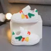 Sommar och hösten New Kid's Little White Shoes For Girls Lätt mångsidiga sportskor för småbarn och spädbarn Soft Sole Walking Shoes