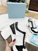 chaussure de créateur pour femmes chaussures de sport voyage mode blanc femmes chaussures plates à lacets en cuir sneaker tissu gym 1207