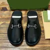 Horsebit Slipper Designer Uomo Sandalo Elea Pantofole Tela Suola in gomma Tacco Ciabatte Infradito Abbigliamento casual Scarpe pigre Regalo per uomo Mezze diapositive 39-46