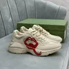 Rhyton-Sneaker, Designer-Schuhe, Turnschuhe, Rhytons Herren- und Damen-Trainer, Vintage-Chaussures, Plattform, mehrfarbiges Leder, dicke Sohle, Sneaker, Erdbeere