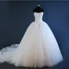 Kim Kardashian Robes De Mariée Bustier En Dentelle Corsage Tulle Robe De Bal Élégant Corset De Mariée Simple Tribunal Train 2021 Magnifique Celebr243s