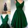 Vestido de Festa Coquetel Verde Esmeralda dos anos 1950 Chá Comprimento Plus Size Chiffon Elegante Alças Ruched Decote em V Real Po Curto Prom G218F