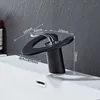 Robinet de lavabo de salle de bain noir robinet de salle de bain gris en laiton mitigeur d'évier créatif chaud froid or blanc robinet de bassin cascade