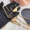 Collana di gioielli firmati Moda Nuova tendenza con la famiglia Collana a triangolo invertito Accessori in acciaio al titanio Gioielli coreani