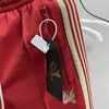 Calça Masculina Vermelho Exército Verde AWGE Needles Sweatpants Homens Mulheres Calças Faixa Estreita Listras Borboleta Calças Academia