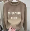 2023 رجال المصمم سترات رجعية Classic AA Cardigan للرجال Sweatshirt Men Arm Letter