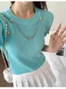 T-shirts pour femmes creux à manches courtes pull tricoté femmes pulls coréen O cou glace soie décoré bouton solide tricots hauts Femme