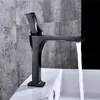 Havza musluk fırçalanmış altın banyo musluk musluk banyo lavabo musluk tek kollu delik güverte vintage yıkama sıcak soğuk mikser musluk vinç