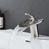 Robinet de lavabo de salle de bain noir robinet de salle de bain gris en laiton mitigeur d'évier créatif chaud froid or blanc robinet de bassin cascade