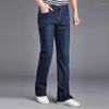 Jeans da uomo Primavera Vintage Flare Denim Boot Cut Pantaloni casual elastici skinny Pantaloni da uomo elasticizzati a gamba larga da strada blu scuro