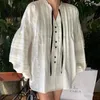 Bluzki damskie Summer boho swobodne białe koszule francuski leniwy styl w stylu v-dekolt plisowany luźne długie rękawy eleganckie kobiety świąteczne