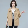 Trench-Coats Femme Printemps Automne Manteau À Capuche Femme Coréenne Lâche D'âge Moyen Mère Coupe-Vent Pardessus Femme Casual De Base Survêtement