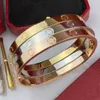 Schmuck-Designer für Damen, Schraubarmband, Gold-Diamant-Charme-Armband, Herren-Juwel, Hingabe, Edelstahl, kein Verblassen, modischer Luxus-Schmuckzubehör mit roter Tasche