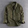 Мужские повседневные рубашки ретро -мужчина каро -сирта куртка Canvas Cotton Kaki военный униформ освещен