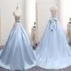 Robe de bal bleu ciel clair Sweet 16 robes sur l'épaule Satin Applique Dentelle avec manches courtes Corset Robe de Quinceanera Prom Dre1712