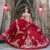 Vestido de baile com miçangas vermelho brilhante Quinceanera Vestidos com decote coração rendas apliques Doce 15 vestidos de festa de formatura224V