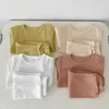 Kläder sätter koreanska barns sommarpojkar och flickor barn baby kläder andas kort ärm stretch komfort hemkläder för född