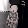 Su geçirmez geçici dövme çıkartması gül çiçek el sırt dövme sanat flaş flaş Tatoo kadınlar için sahte dövmeler