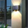 Lâmpada de interação de parede solar ao ar livre 10 LED luz quente IP65 à prova d'água para cima e para baixo iluminação luminosa solar varanda quintal decoração de jardim luz de rua movida a energia solar