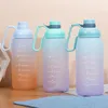 Bouteilles d'eau Portable Sports de plein air mignon boisson droite 1.8L bouteille de mode avec poignée en plastique sans BPA respectueux de l'environnement