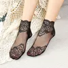 Женские носки кружев летние сетки, дышащая экипаж, корейская мода сплошной цвет Harajuku Retro Streetwear Elastic Long
