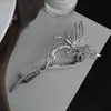 Zarif kelebek saç tokası kadın alaşım bükülme klipsi kafa tabağı saç klipsi dişi tavan saç tokası
