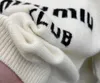 2023 رجال المصمم سترات رجعية Classic AA Cardigan للرجال Sweatshirt Men Arm Letter