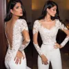 2020 Vita bröllopsklänningar Jumpsuits Sexig Sheer Neck Lace Appliques Sequins Långärmad brudklänningar En linje Backless Wedding Dress189f