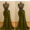 2021 Sexy Hunter Green Prom Dresses Collo alto Buco della serratura Paillettes Pizzo senza maniche Sirena Paillettes Sweep Train Plus Size Long Party Ev329V
