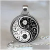 Collane con ciondolo Nero Bianco Gotico Yin Yang Collana Cabochon in vetro Yoga Zen Gioielli Compleanno Regalo di Natale per amante Commercio all'ingrosso Dro Dhug7