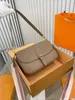 Женская Высококачественная Сумка Diane Baguette Messenger Большой емкости с Холщовым Ремешком Emed Letters Colorful 2023 Новые дизайнерские сумки на плечо с цветочным принтом